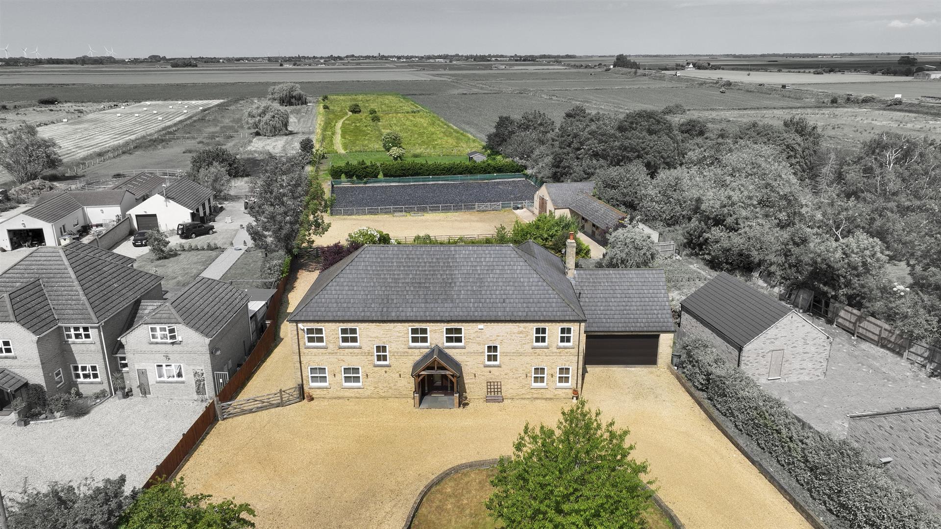 6 Bedroom for sale in Chatteris Cheffins Ely Sales